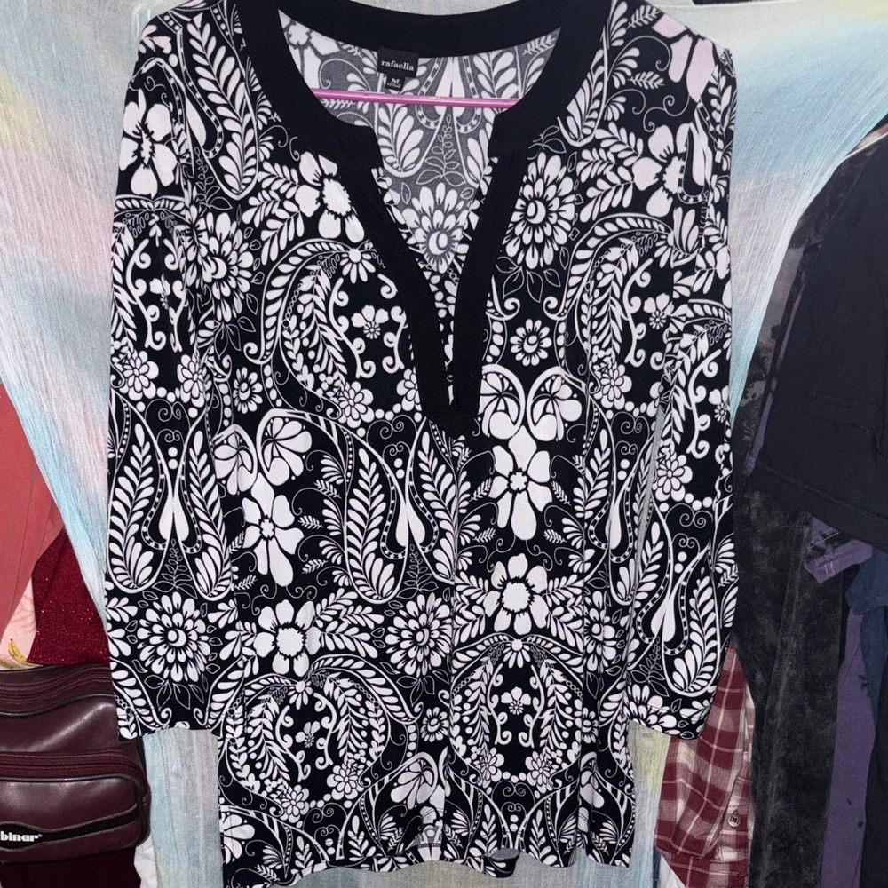 Rafaella Black and White Floral Blouse